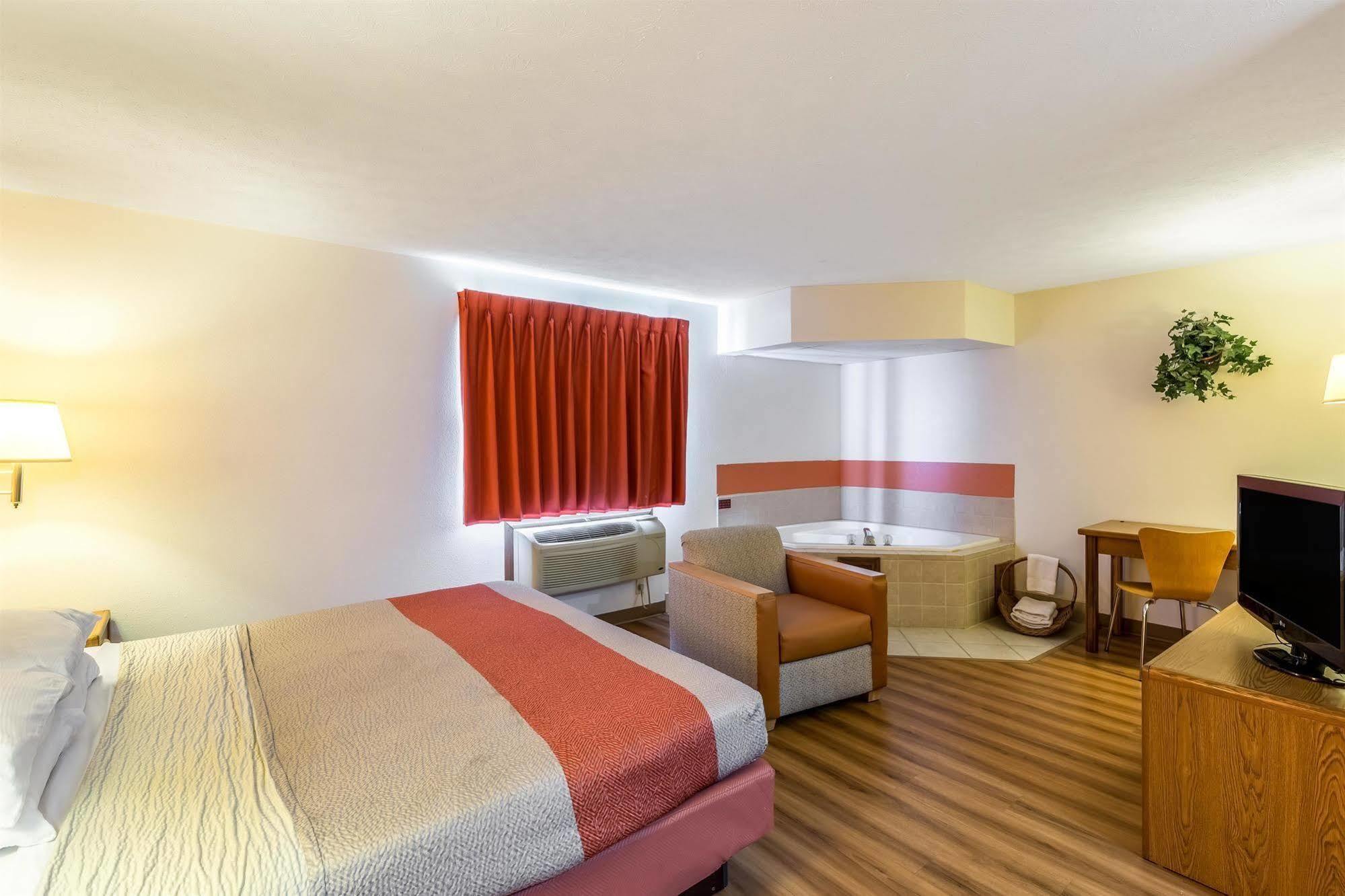 Motel 6 Percival Ia Kültér fotó