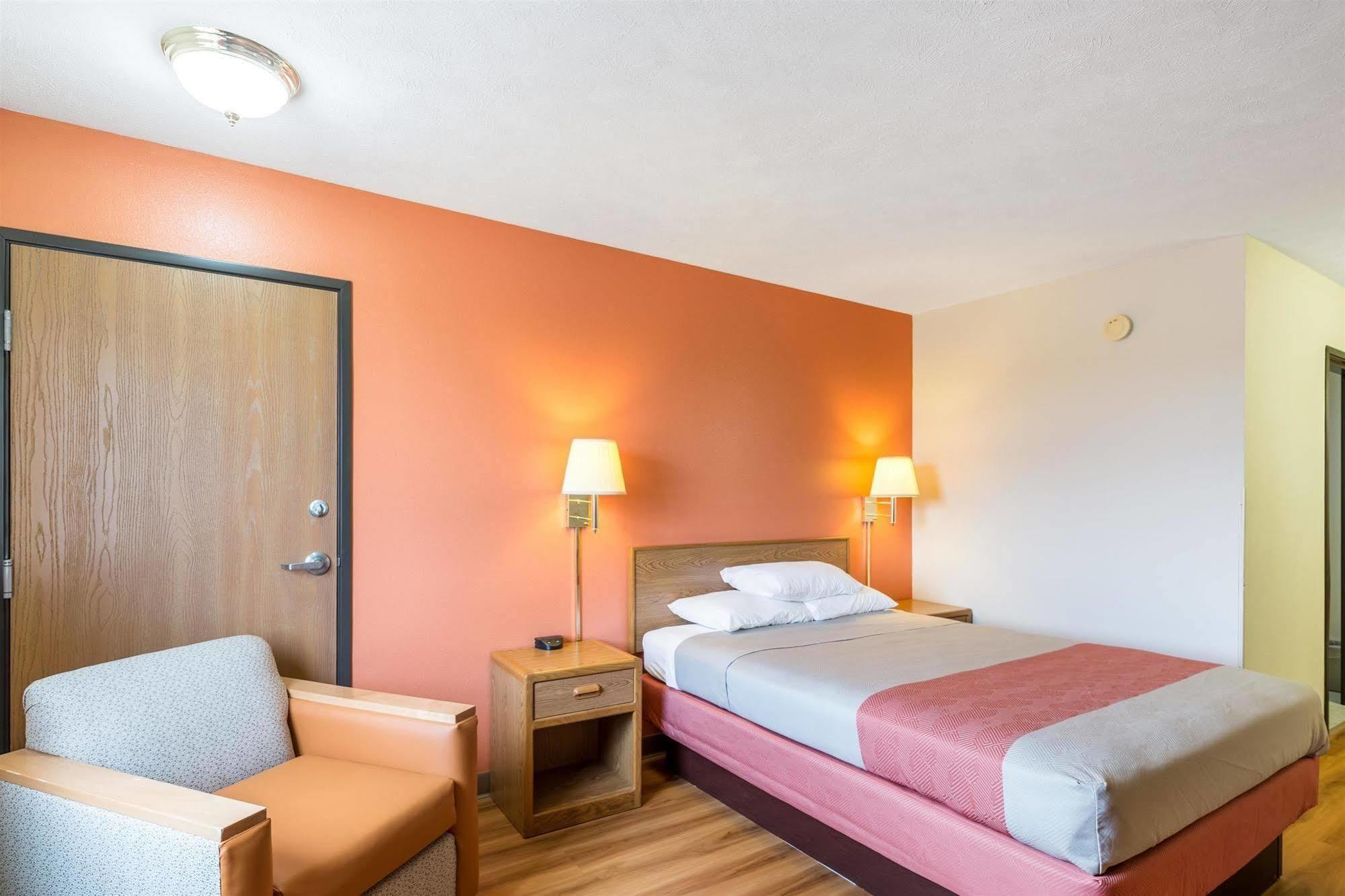 Motel 6 Percival Ia Kültér fotó