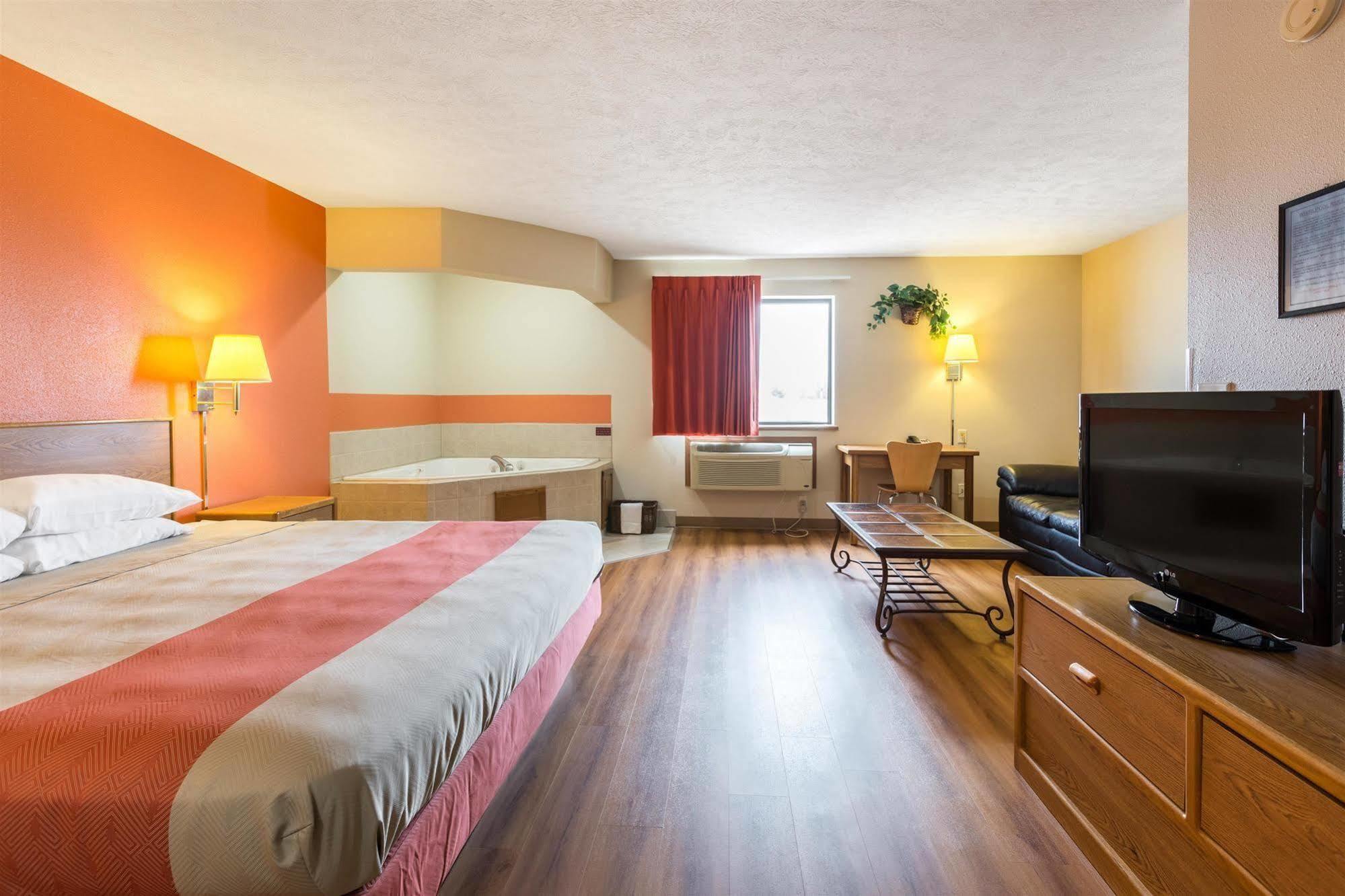 Motel 6 Percival Ia Kültér fotó
